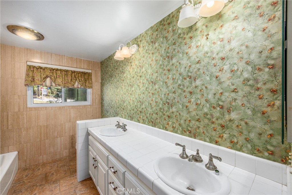 36268 Highland Ave Property Photo 45