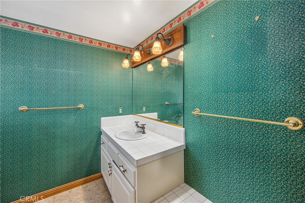 36268 Highland Ave Property Photo 55