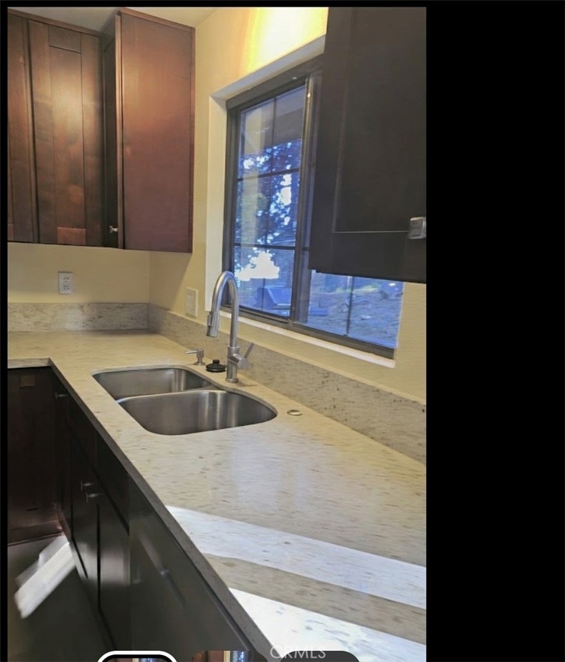 22927 Crest Forest Property Photo 10