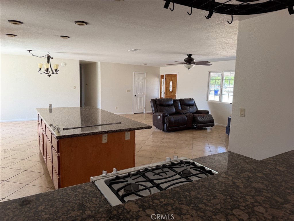 11761 Jamacha Property Photo 7