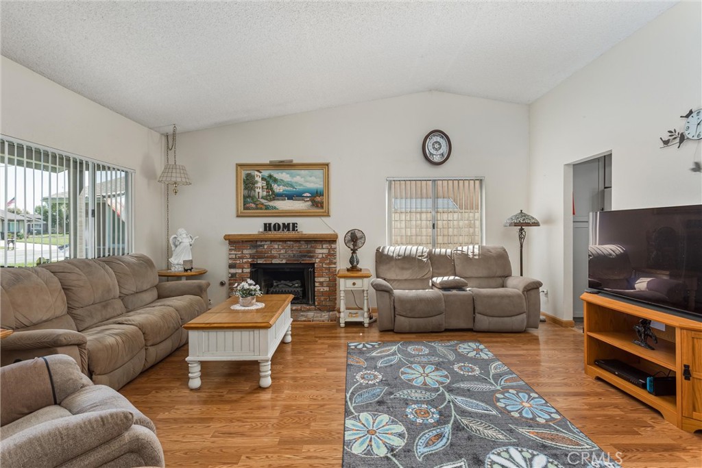 7554 Willow Way Property Photo 5