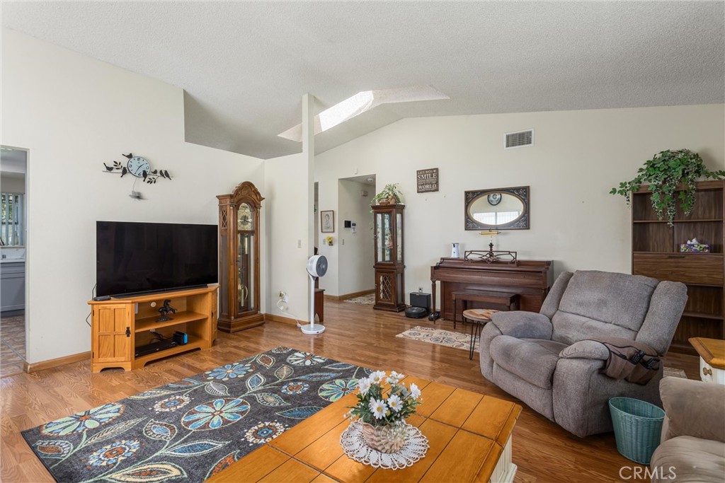 7554 Willow Way Property Photo 7