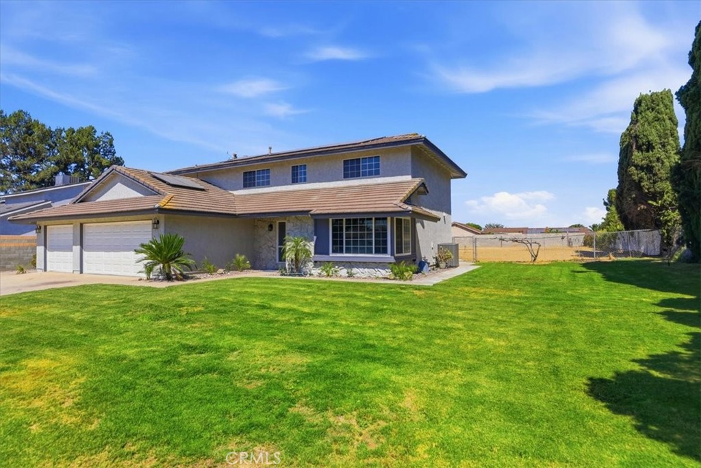 11529 Geyser Property Photo 2