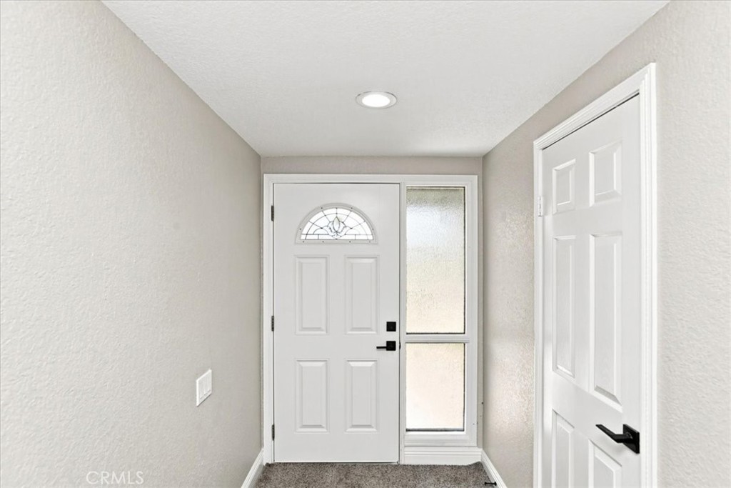 11529 Geyser Property Photo 4