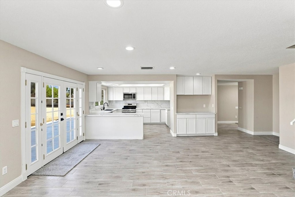 11529 Geyser Property Photo 9