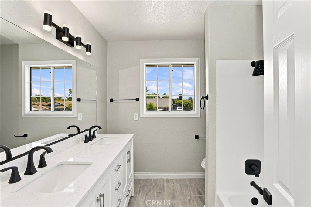 11529 Geyser Property Photo 21