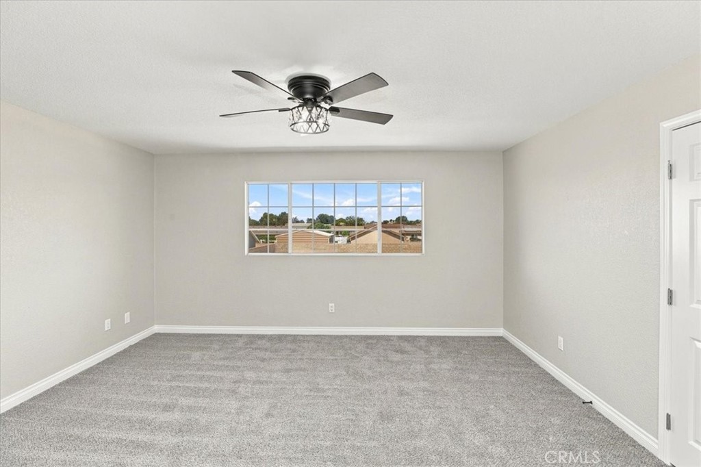 11529 Geyser Property Photo 22