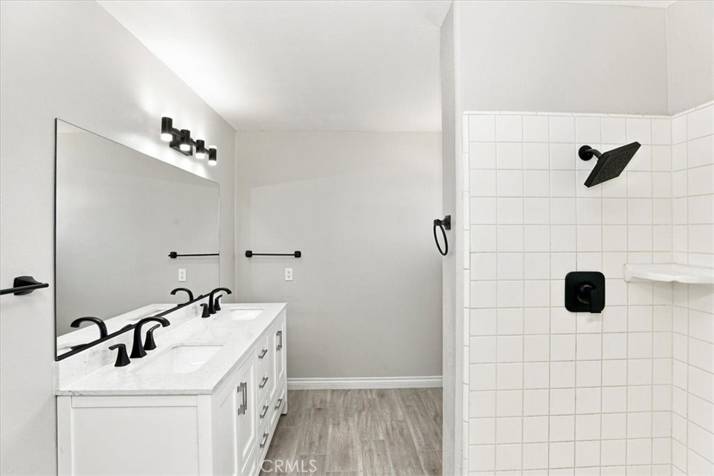11529 Geyser Property Photo 25