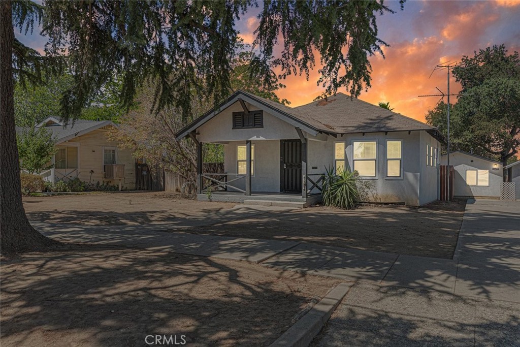 655 Edgar Property Photo 2