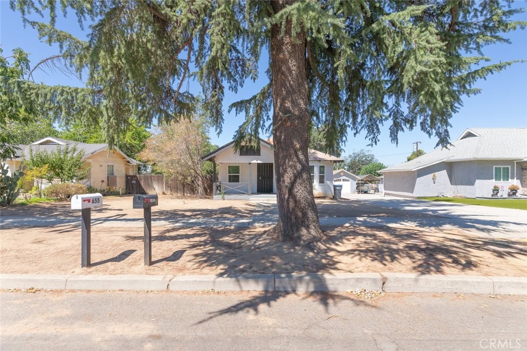 655 Edgar Property Photo 3