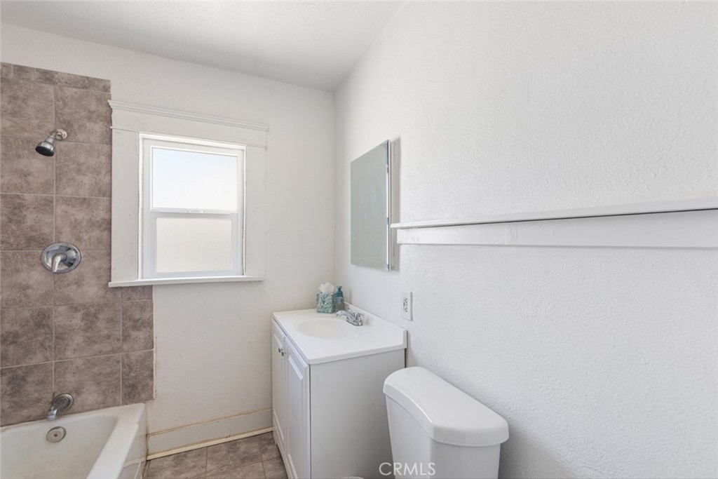 655 Edgar Property Photo 19