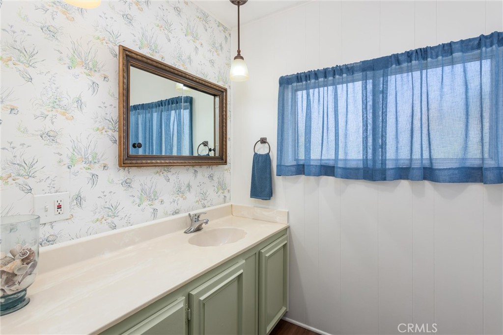 9619 Crestknoll Property Photo 15