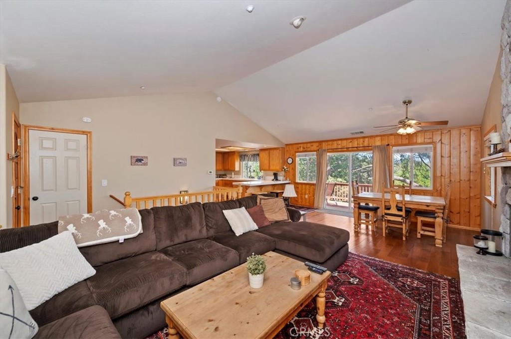 286 Birchwood Property Photo 7