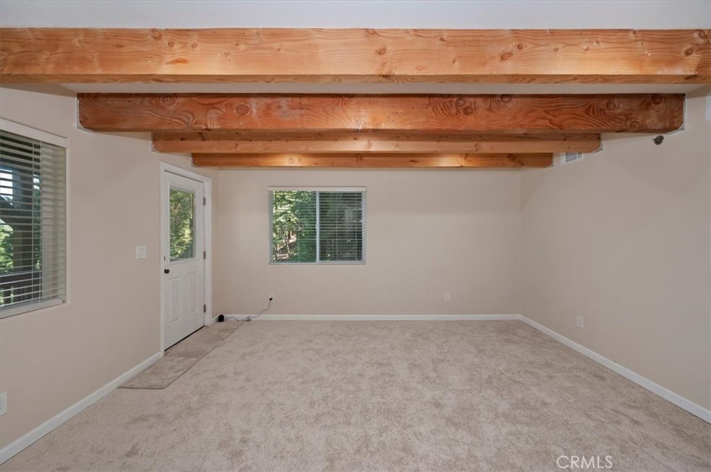 286 Birchwood Property Photo 33