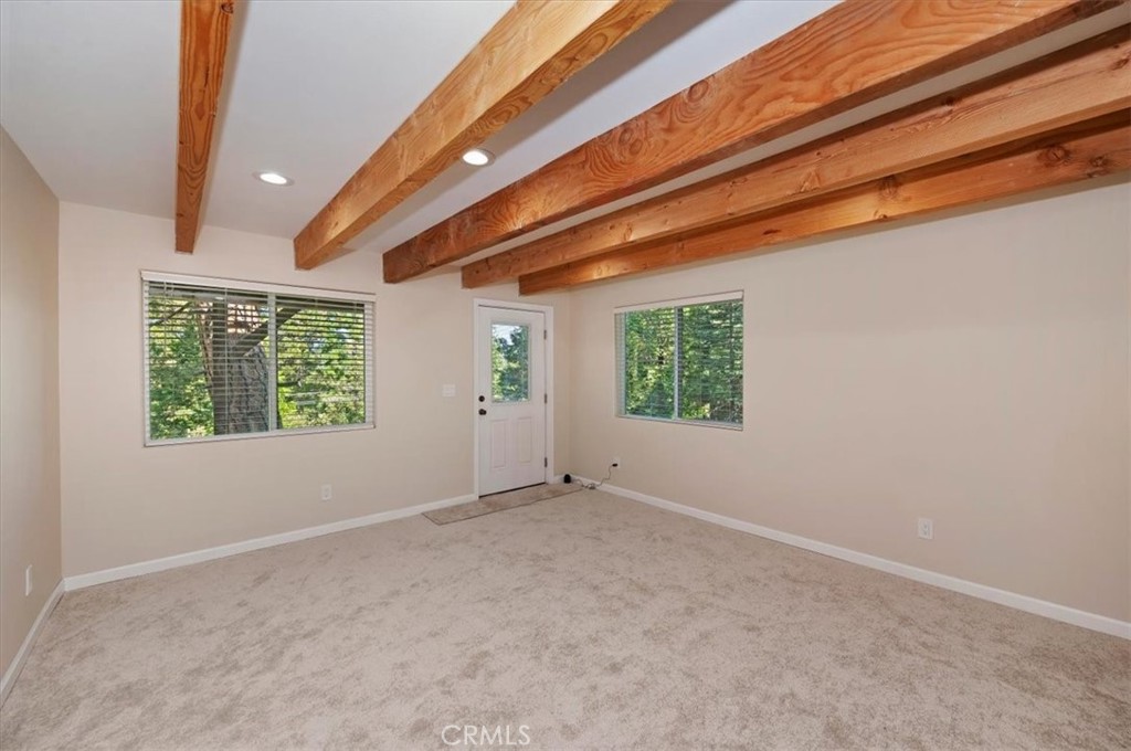 286 Birchwood Property Photo 34