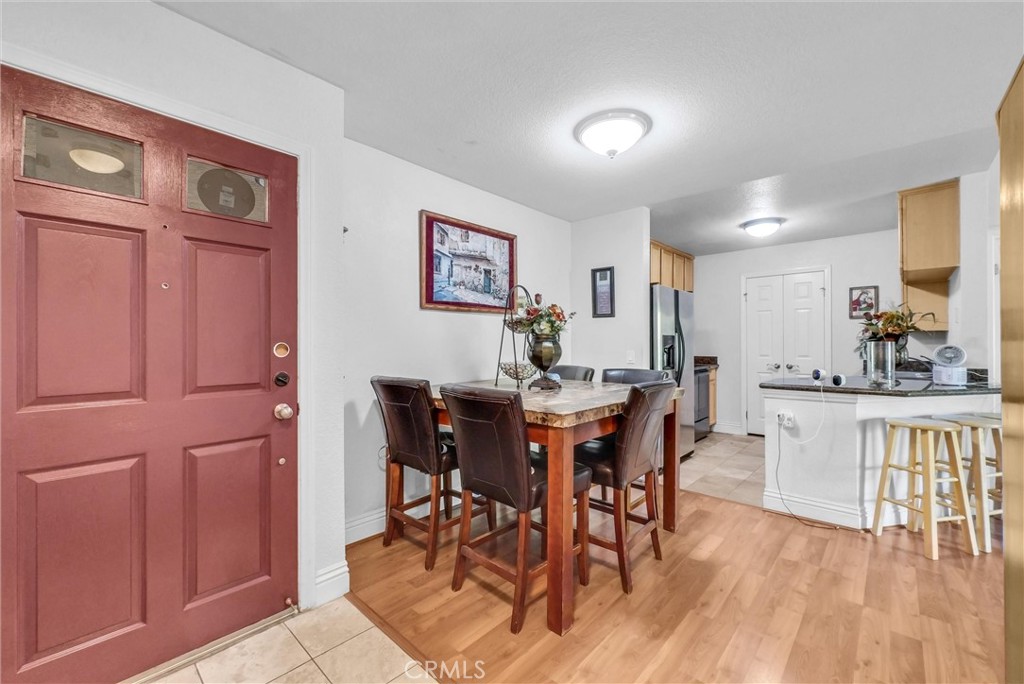 2425 Del Mar Property Photo 6