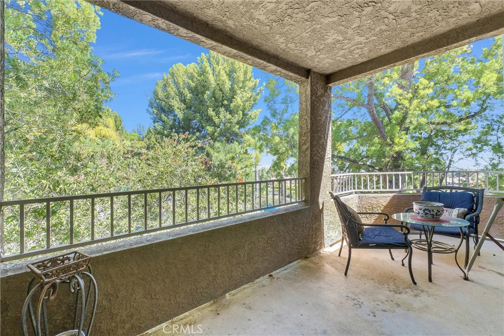 2425 Del Mar Property Photo 13