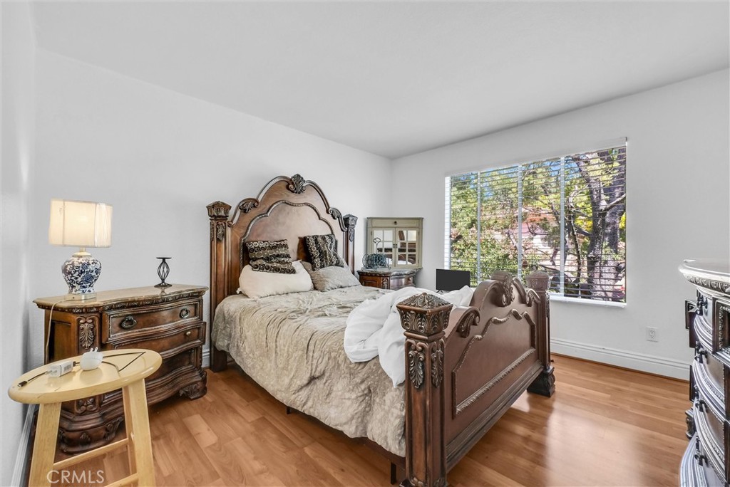 2425 Del Mar Property Photo 15