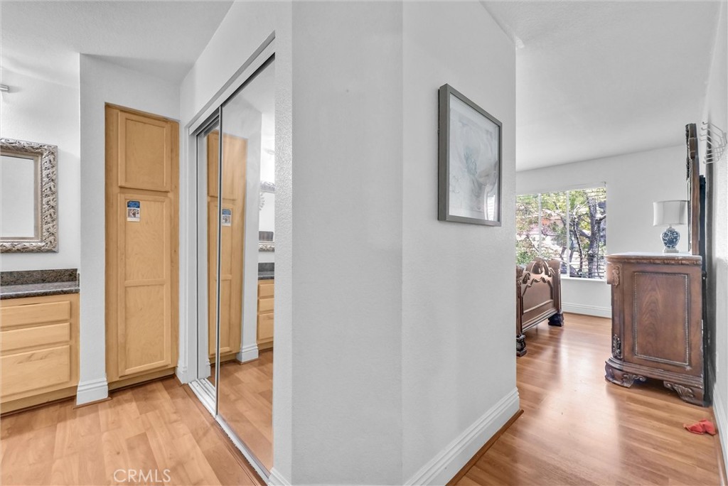 2425 Del Mar Property Photo 17