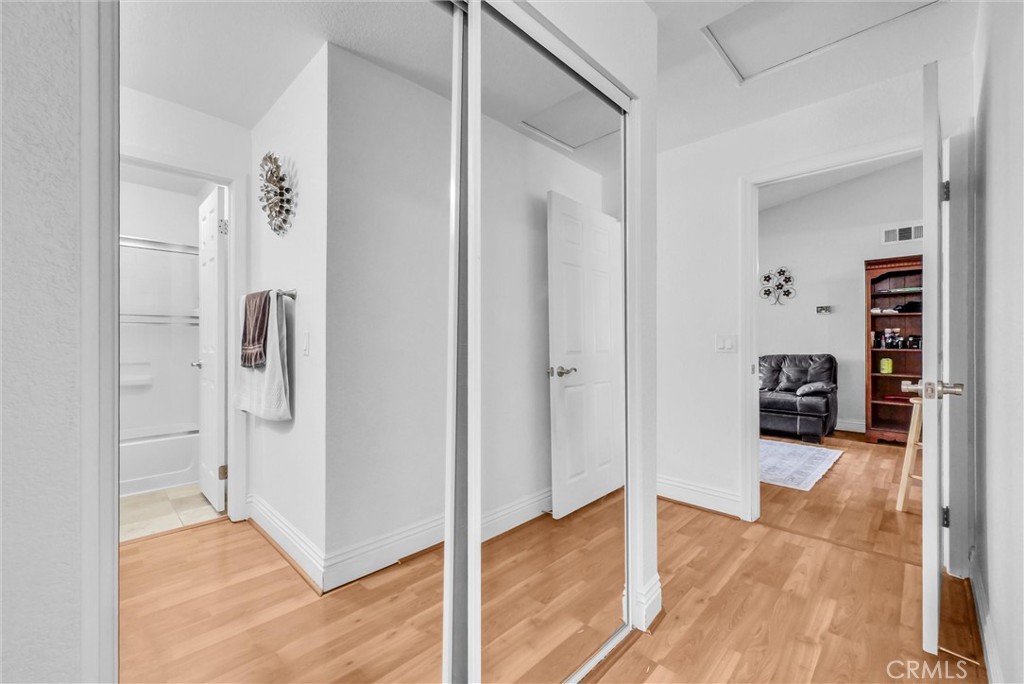 2425 Del Mar Property Photo 19