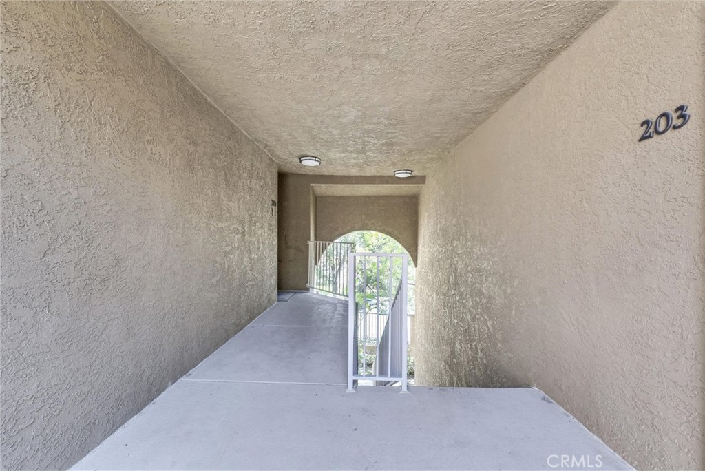 2425 Del Mar Property Photo 24
