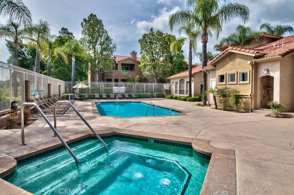 2425 Del Mar Property Photo 28