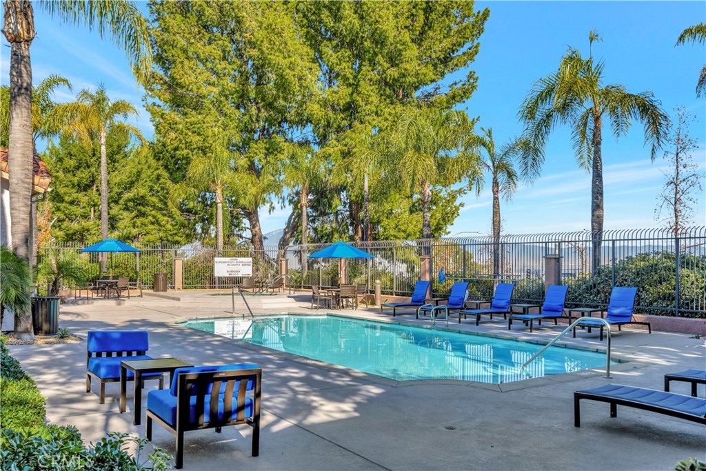 2425 Del Mar Property Photo 31