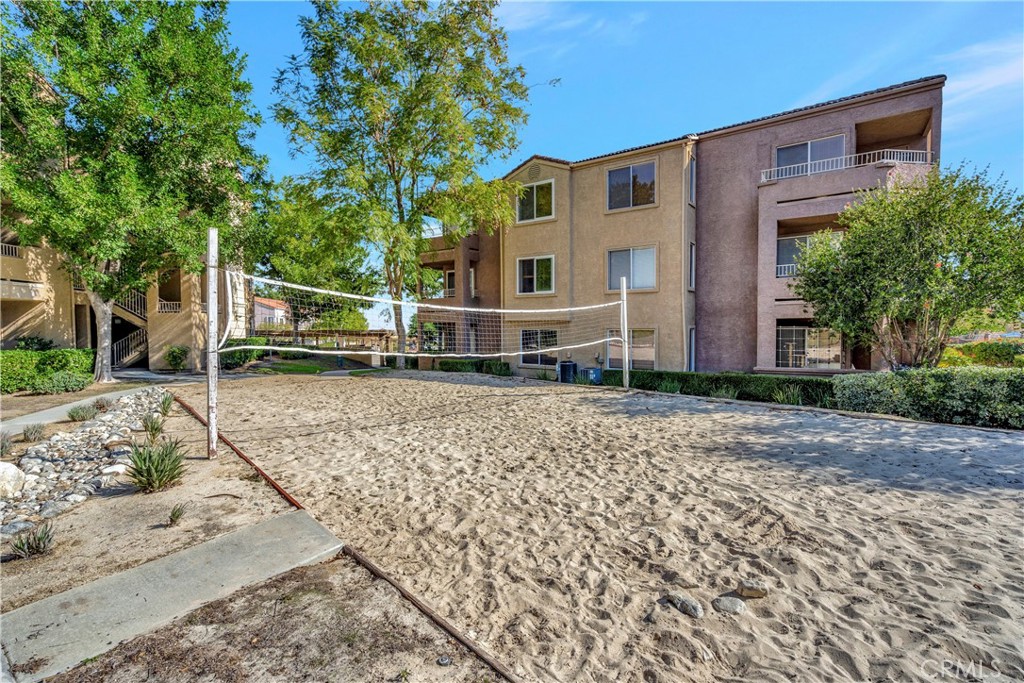 2425 Del Mar Property Photo 33