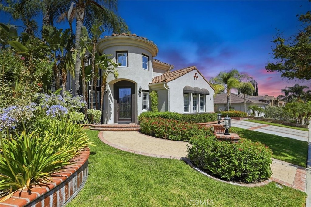 4427 Putting Green Property Photo
