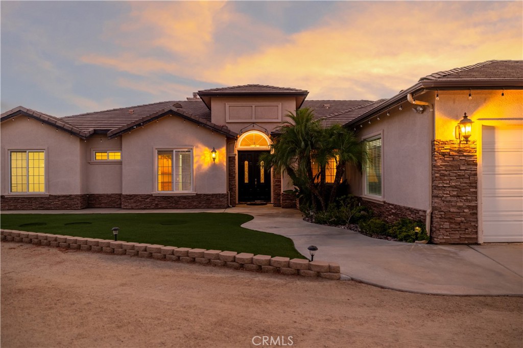 32330 Elsinore Heights Property Photo