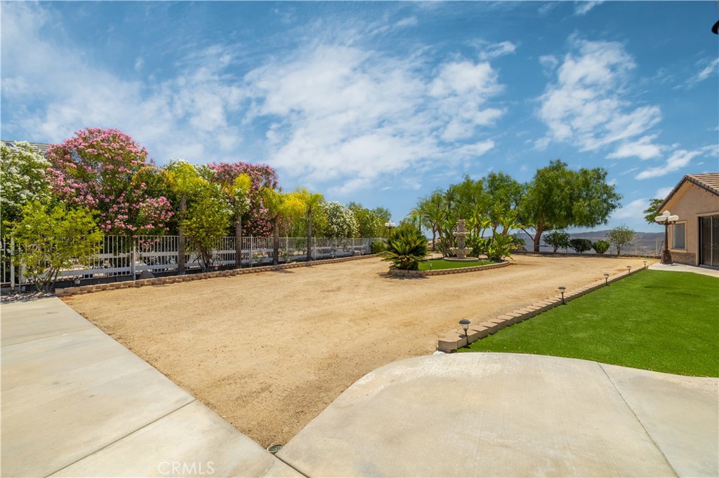 32330 Elsinore Heights Property Photo 4