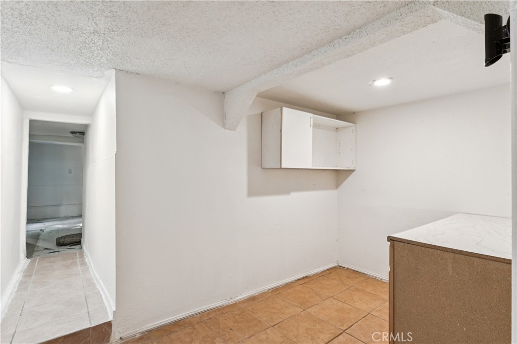 787 Sierra Vista Property Photo 21