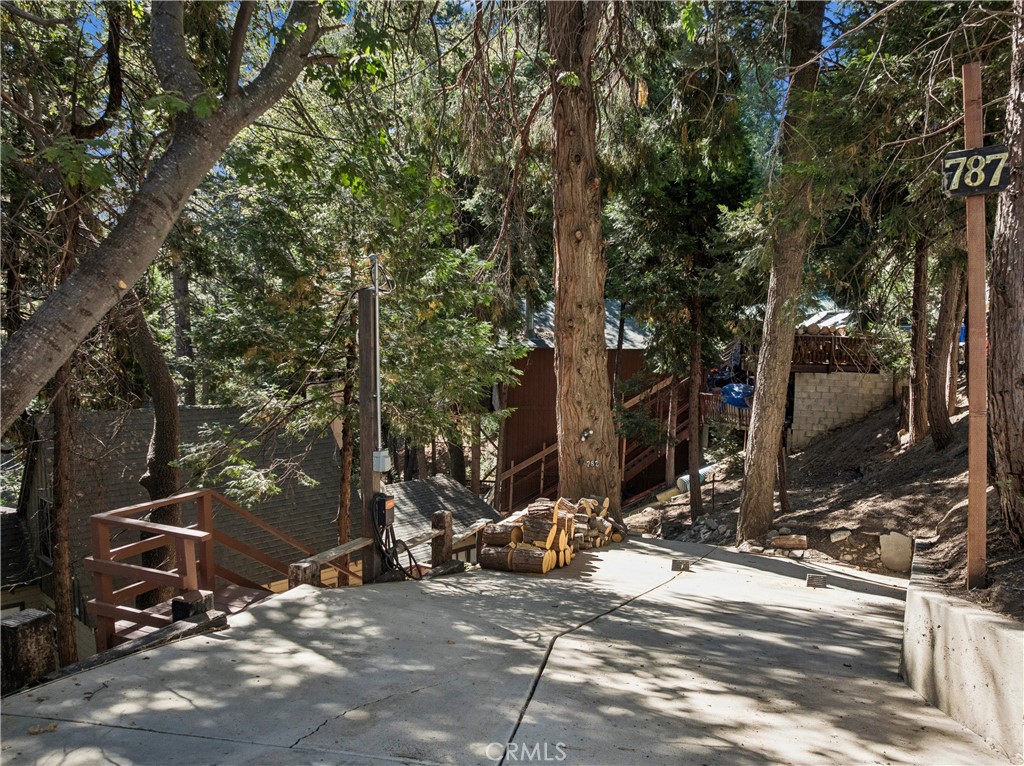 787 Sierra Vista Property Photo 26