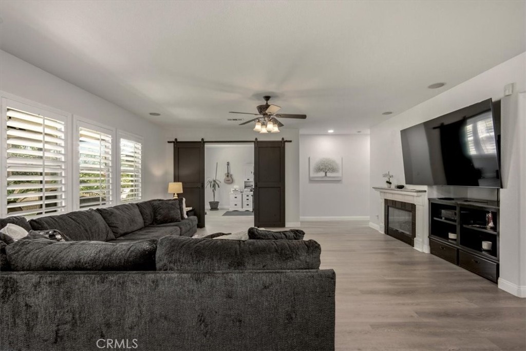 19029 Weathervane Pl. Property Photo 21