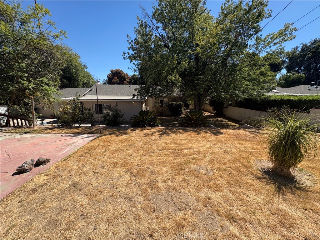 1220 W Marshall Property Photo 5
