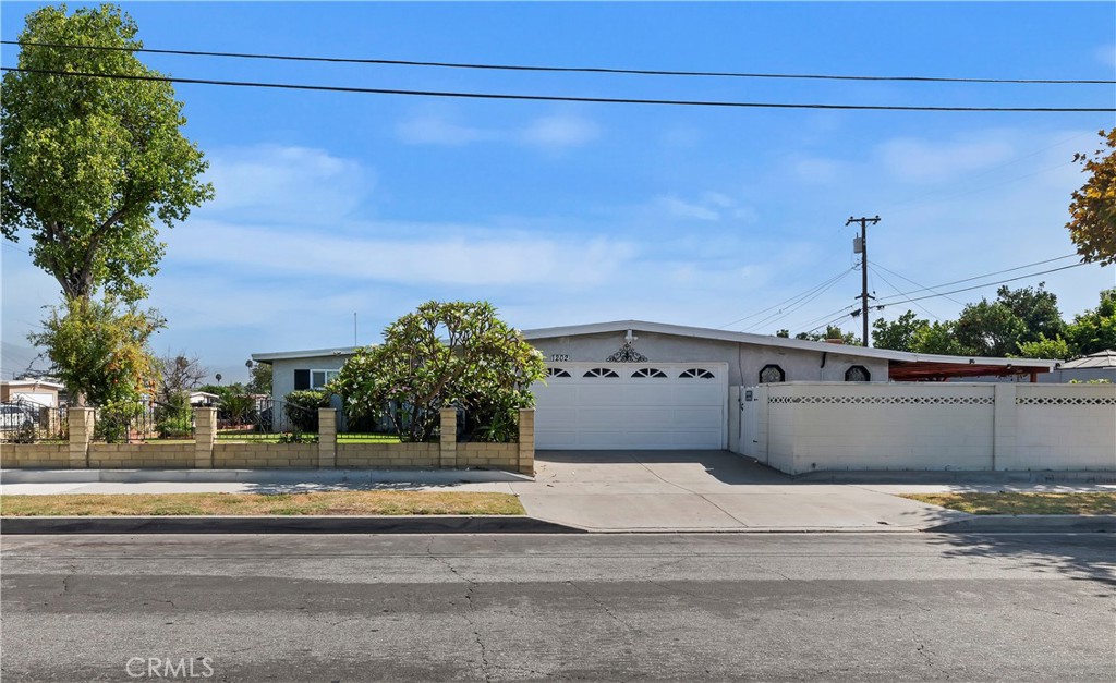1202 Millbury Avenue Property Photo