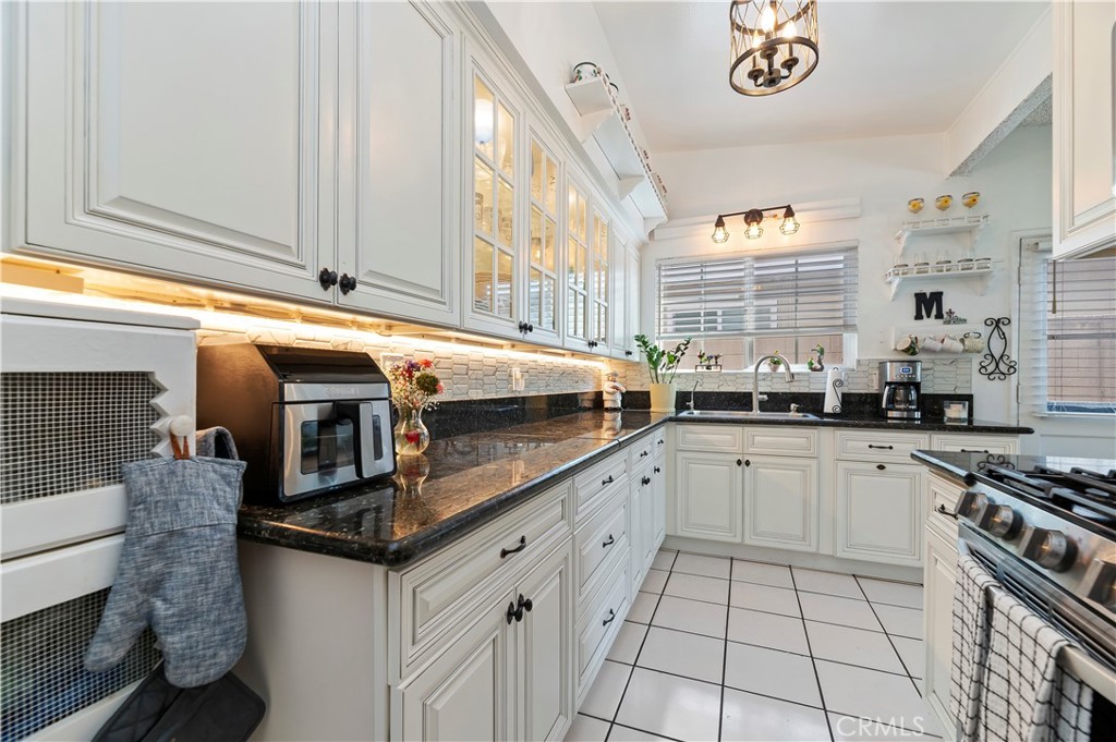 1202 Millbury Avenue Property Photo 16