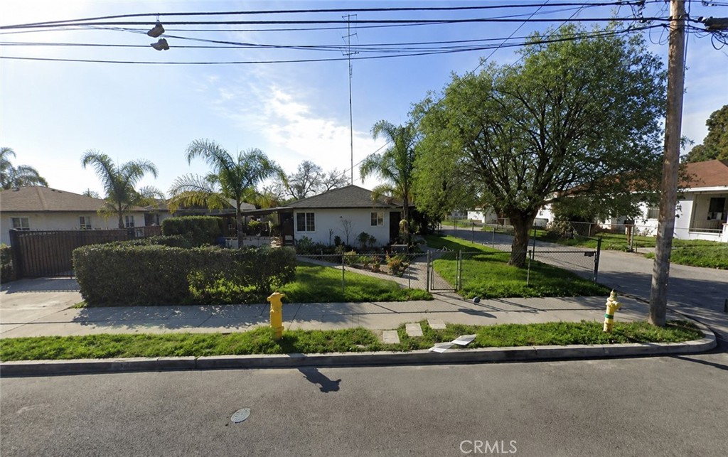 1455 Vine Property Photo 1