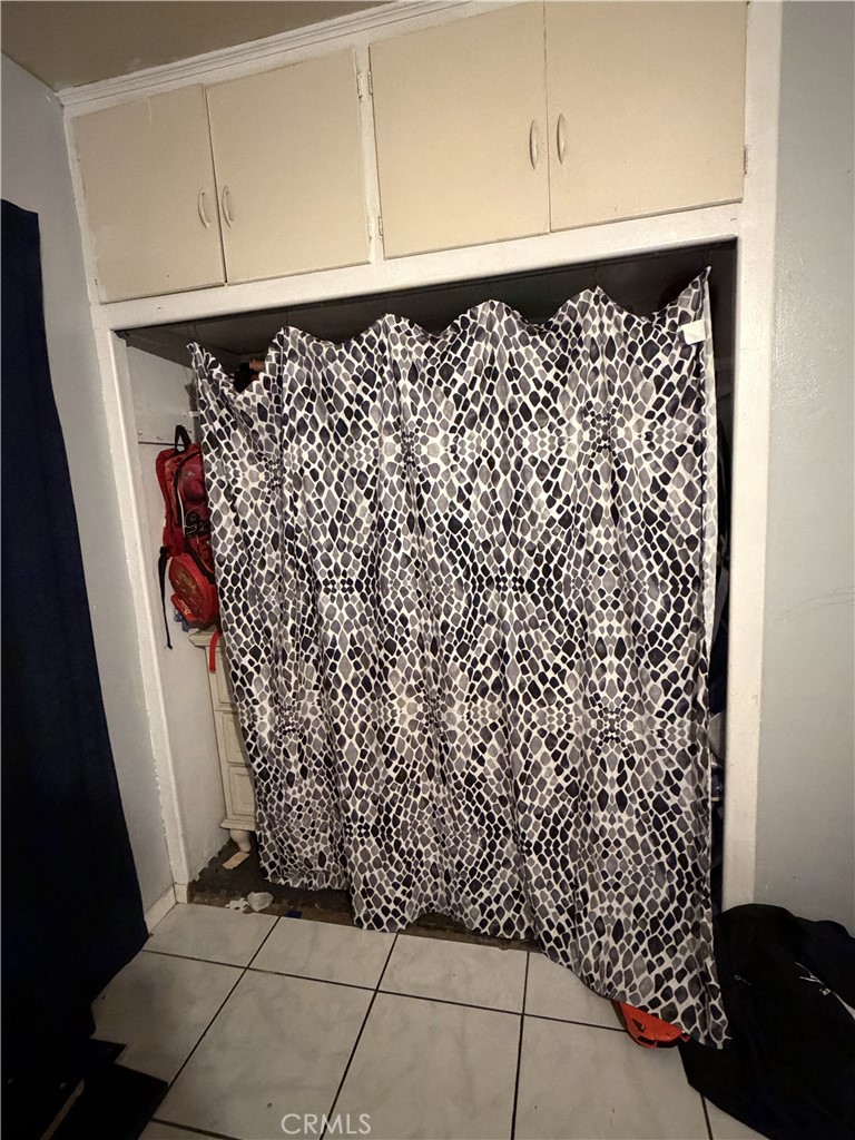 1455 Vine Property Photo 7