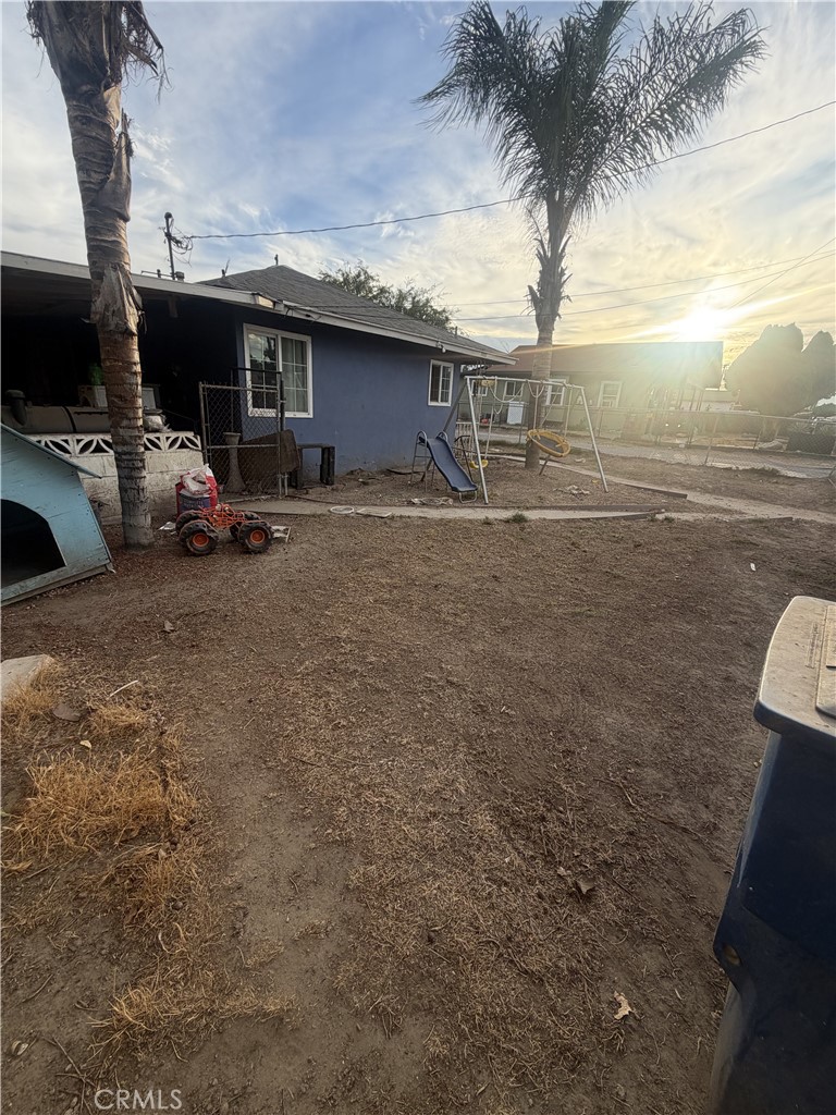 1455 Vine Property Photo 8