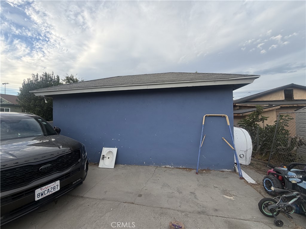 1455 Vine Property Photo 9
