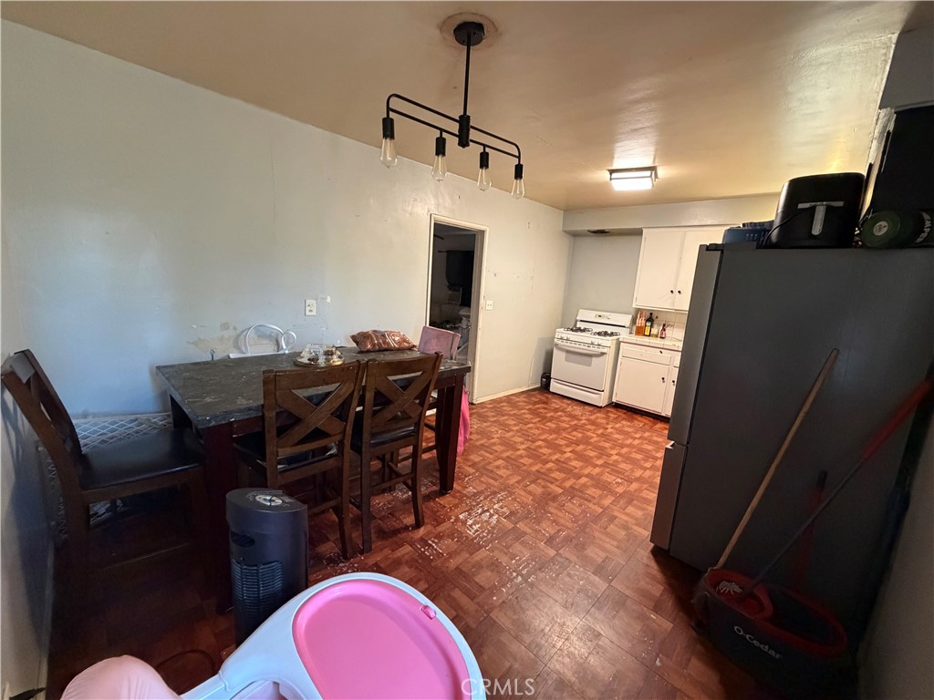 1455 Vine Property Photo 10