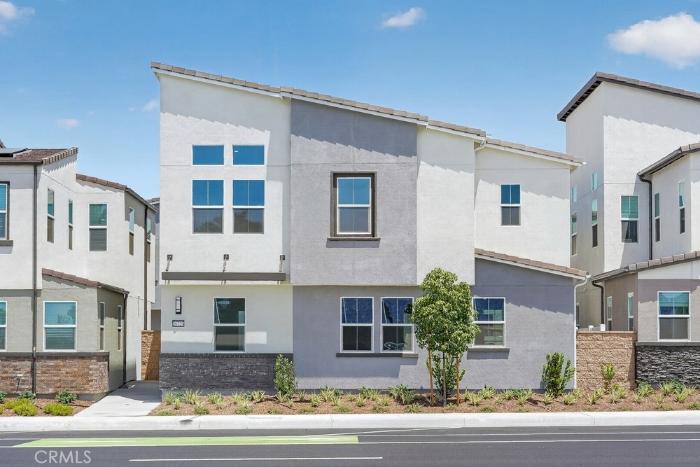 26729 Indigo Way Property Photo 1