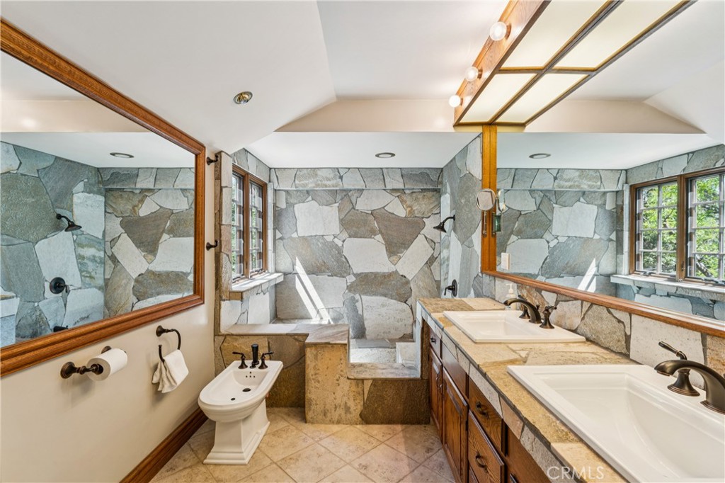 28476 North Shore Property Photo 32