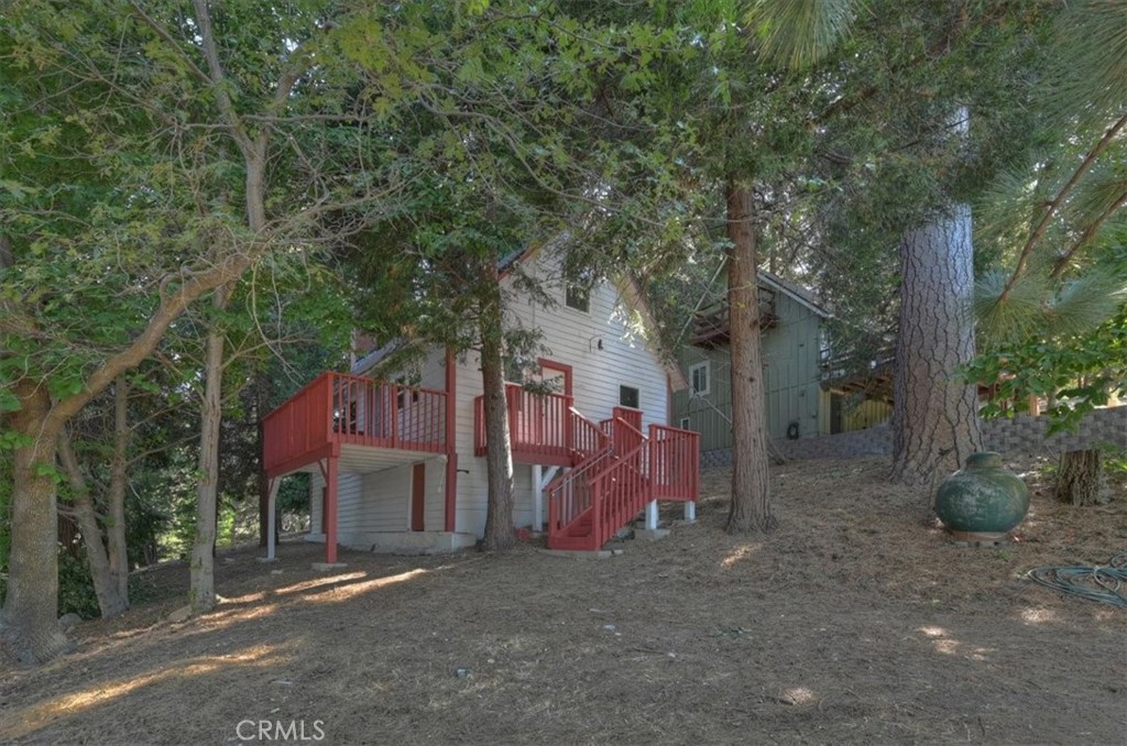22421 Pine Property Photo 1