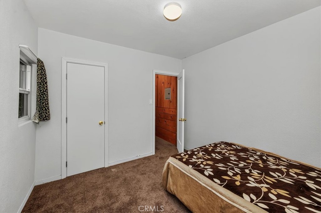 22421 Pine Property Photo 15