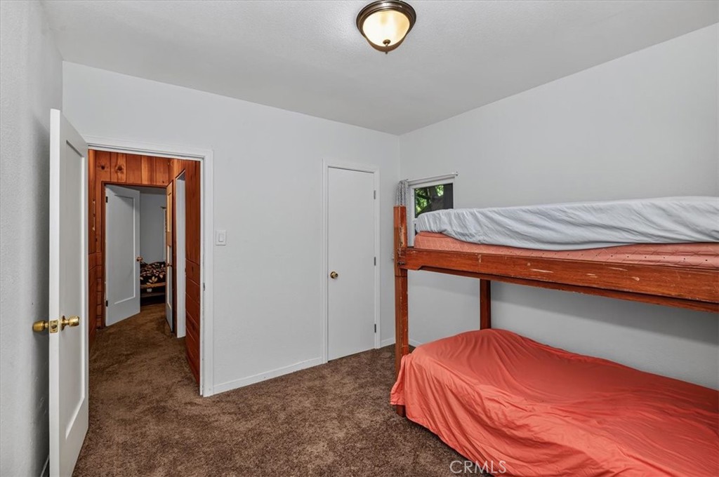 22421 Pine Property Photo 17