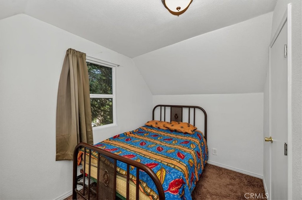 22421 Pine Property Photo 18