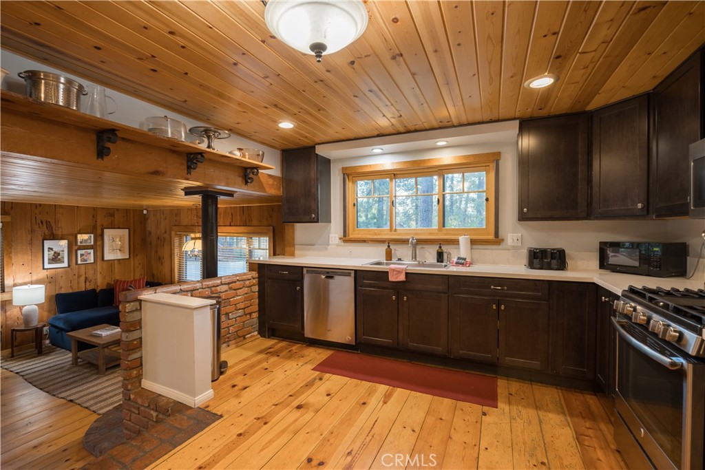 40153 Lakeview Drive Property Photo 16