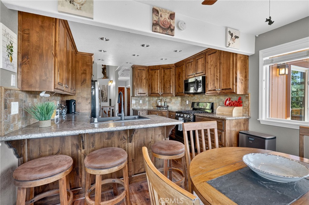 26695 Modoc Property Photo 5